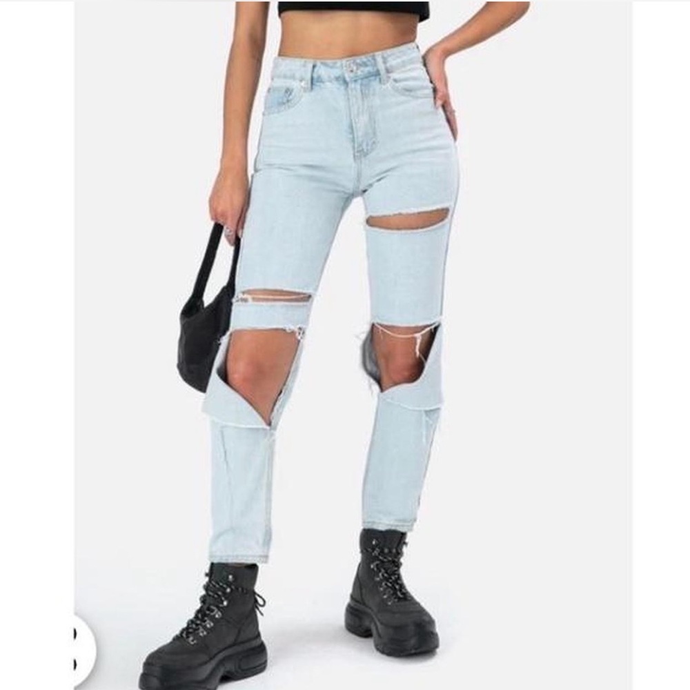 Edikted / Adika Distressed Ripped Light Wash Jeans